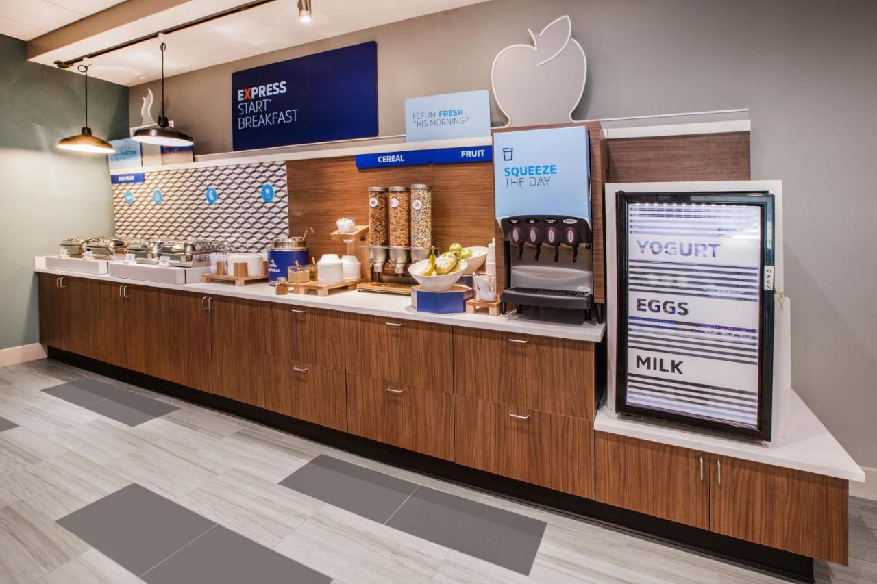 Holiday Inn Express Hotel & Suites Easton By Ihg Luaran gambar